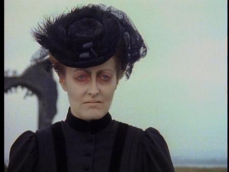 woman-in-black-2