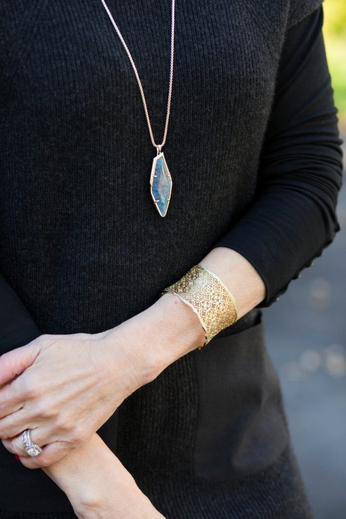 blue-stone-pendant-kendra-scott-cuff
