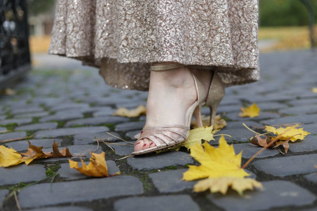 gold shoes mother of the bride