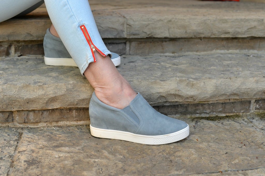 NYDJ -Light blue jeans ankle zipper