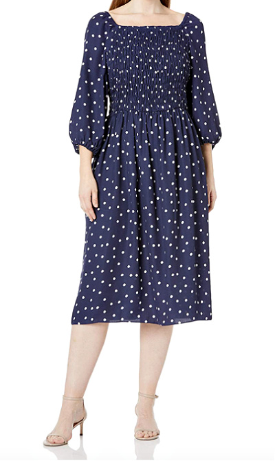 flattering summer clothes for curves