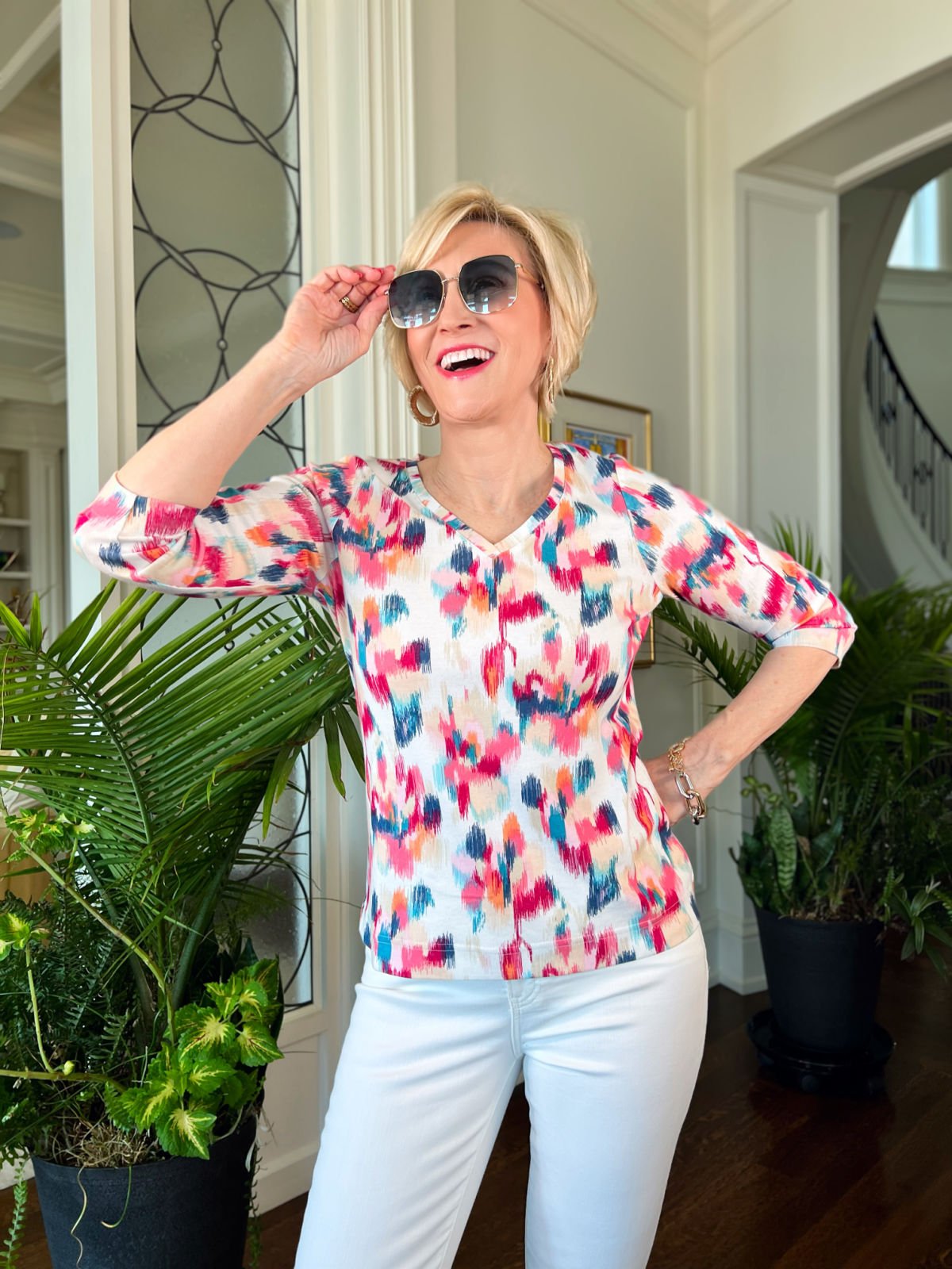 abstract painterly tee chicos