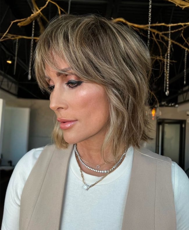 hair trends for women over 50 short shag cut 