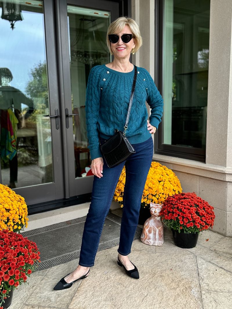 what colors of sweater should i splurge invest in for 2025