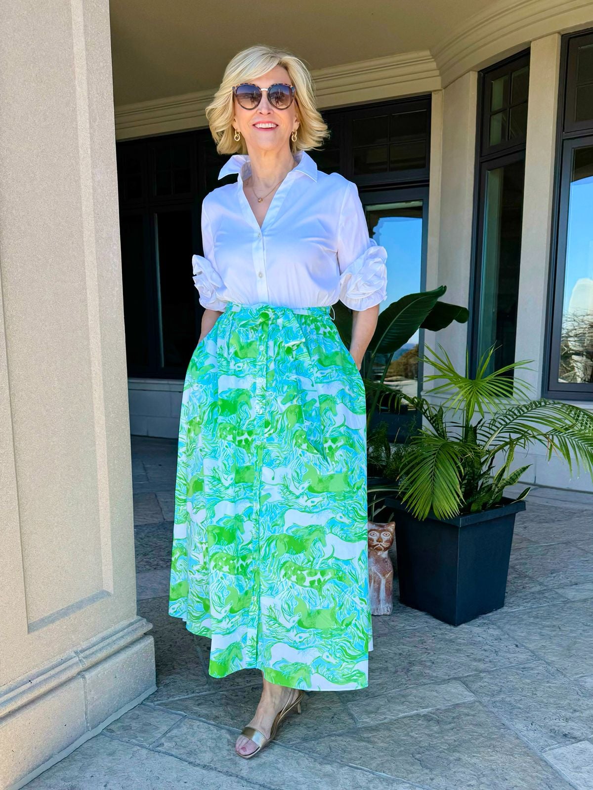 The Best Summer Dresses with Sleeves for Women Over 50 that Don't Look Frumpy - Fabulous after 40 The Best Summer Dresses with Sleeves for Women Over 50 that Don't Look Frumpy - Fabulous after 40
