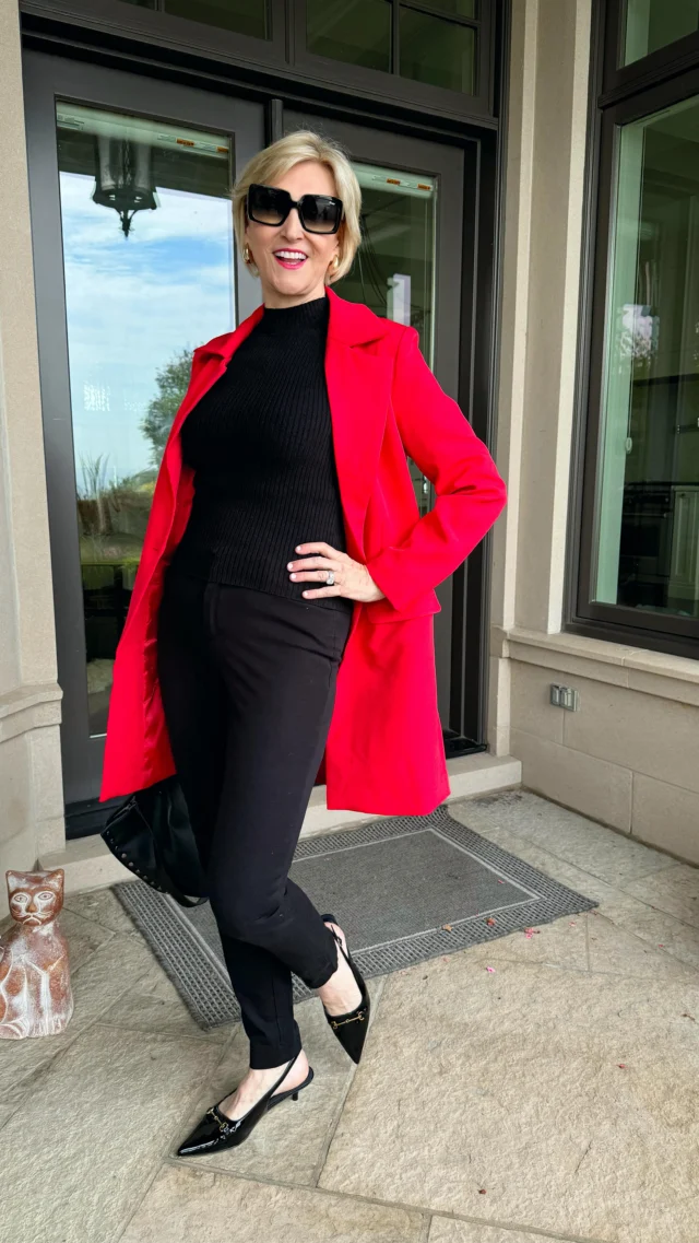 🩷Like this post and comment SHOP below to receive a DM with the link to shop this post on my LTK ⬇https://liketk.it/5nM86

Bold, timeless, and effortlessly chic ❤️ This @amazonfashion look proves that classic black with a pop of red never goes out of style. 

Perfect for fall days🍂🍁 when you want to feel polished, powerful, and put together. ❤️🔥 

#amazonfashion #FallStyle #ChicAndTimeless #amazonfashionfinds #ad #over50andfabulous