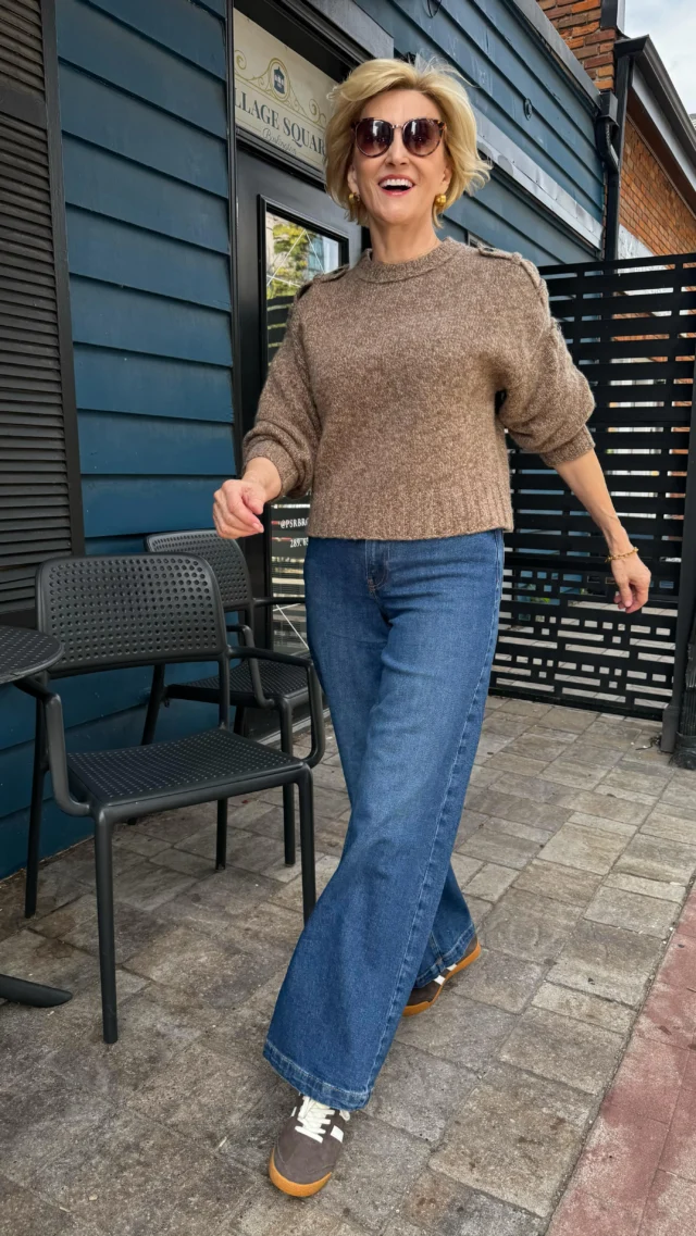If you’ve ever struggled with wide-leg jeans over 40, I totally get it — they can feel a little tricky to style! But here’s what’s been working for me 👖✨🤗

I pair them with a fitted cashmere–merino blend sweater to keep the look balanced, and add retro sneakers for that casual, modern feel. It’s comfy, polished, and perfect for fall 🍂🍁🤗

🩷Like this post and comment SHOP below to receive a DM with the link to shop this post on my LTK ⬇
https://liketk.it/5qqqs 

#Over40Style #FallFashion #WideLegJeans #StyleTips #EffortlessStyle #ModernClassic #Over50Style #FallOutfitInspo