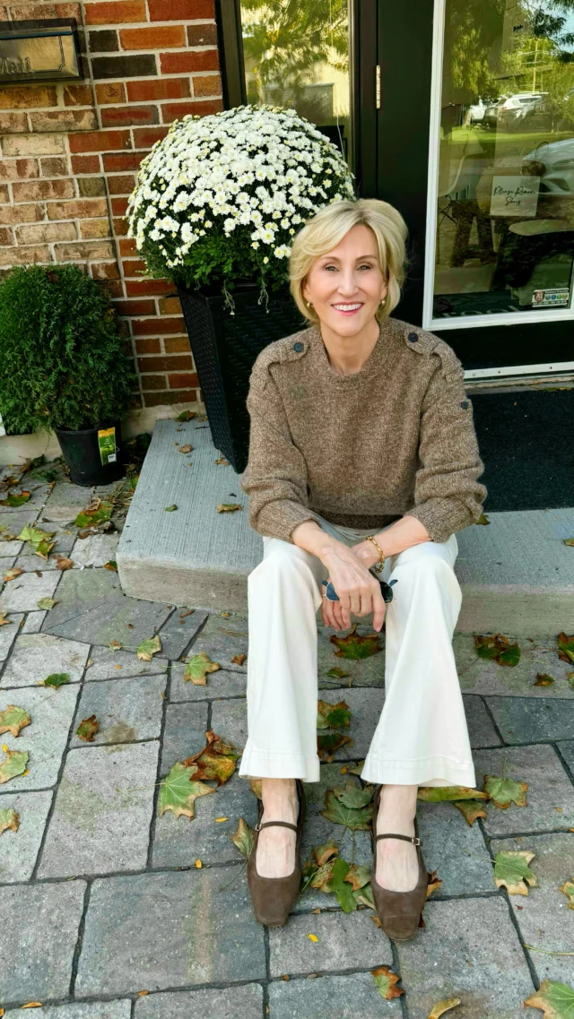 🩷Like this post and comment SHOP below to receive a DM with the link to shop this post on my LTK ⬇
https://liketk.it/5DuKP

✨ Quiet luxury, but make it cozy ✨
There’s nothing like slipping into a @bananarepublic cashmere sweater on a crisp day — it just feels like an instant exhale. Paired with cream pants and my trusty suede ballet flats, this is my version of everyday elegance: simple, effortless, and so comfortable I can actually live in it.🤗💫

It’s amazing how a few classic pieces can make you feel pulled together without trying too hard. Soft textures, neutral tones… my happy place. 🤍🩰✨

#quietluxury #winterlook #winterstyles #over50style #over50andfabulous #over50women #over50fashion