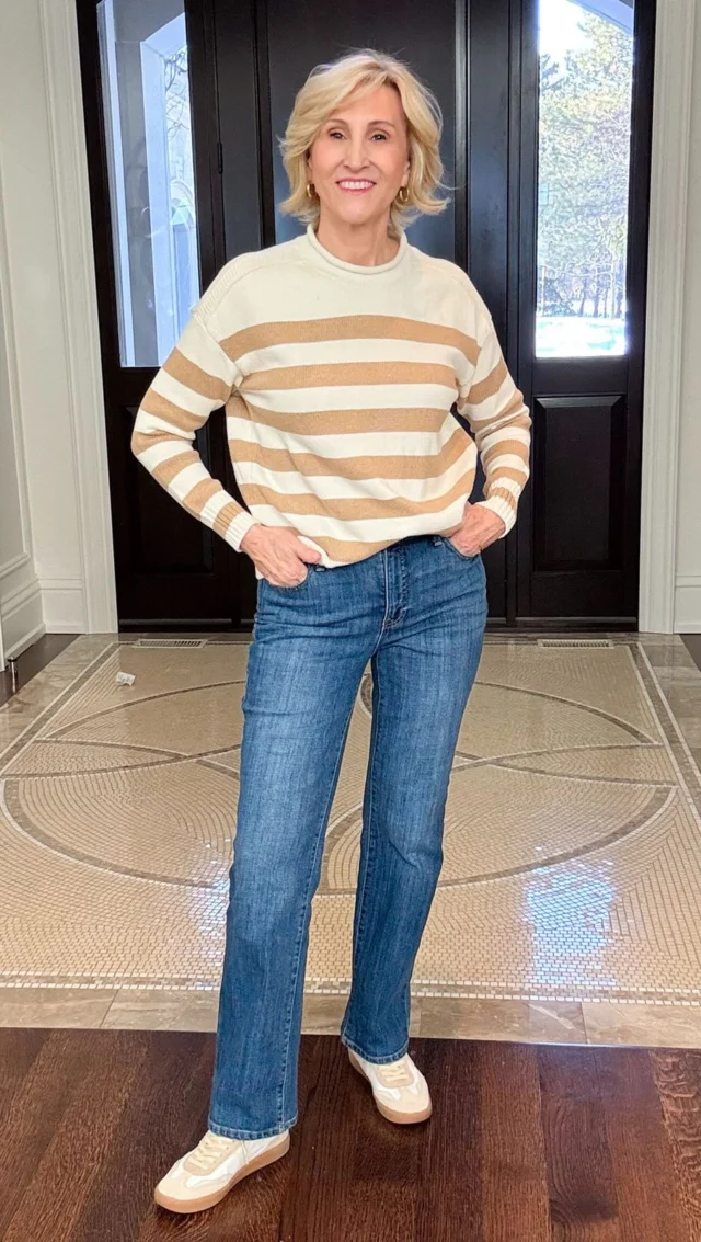 Keeping it cozy and casual in my @talbotsofficial cotton roll-neck sweater 🌿 The tan-and-cream stripes pair perfectly with bootcut jeans and a little retro sneaker vibe ✨ Perfect for coffee runs, weekend strolls, or just pretending I’m effortlessly put together.😉

🩷Like this post and comment SHOP below to receive a DM with the link to shop this post on my LTK ⬇
https://liketk.it/62wBF

#talbotsofficial #CasualChic #WeekendVibes