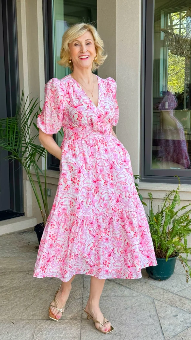 Some outfits just make you feel happy the second you put them on 🌸 This pink and red floral dress with the puff sleeves from @nordstrom felt so feminine and cheerful, and the gold sandals added just the right little touch of sparkle.

I used to shy away from bold florals because I worried they might feel “too much,” but now I think… why not wear the color? Why not have fun with fashion? Especially over 50, I think we sometimes get told to tone things down when really this is the perfect time to wear what makes us feel alive and confident.

And puff sleeves? They’re one of my favorite ways to add a little drama without sacrificing comfort ✨

🛍️Comment SHOP below to receive a DM with the link to this post on my LTK ⬇ https://liketk.it/6ekHH

#nordstrom #over50style #over50andfabulous #over50women #over50fashion